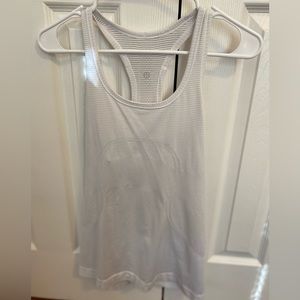 Women’s 6 Lululemon Swiftly Tech Racerback Tank Top